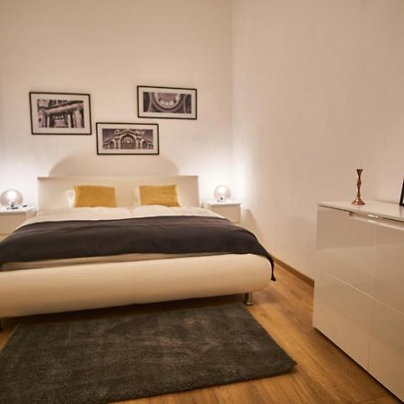 D20 Apartman | Budapest Exteriör bild