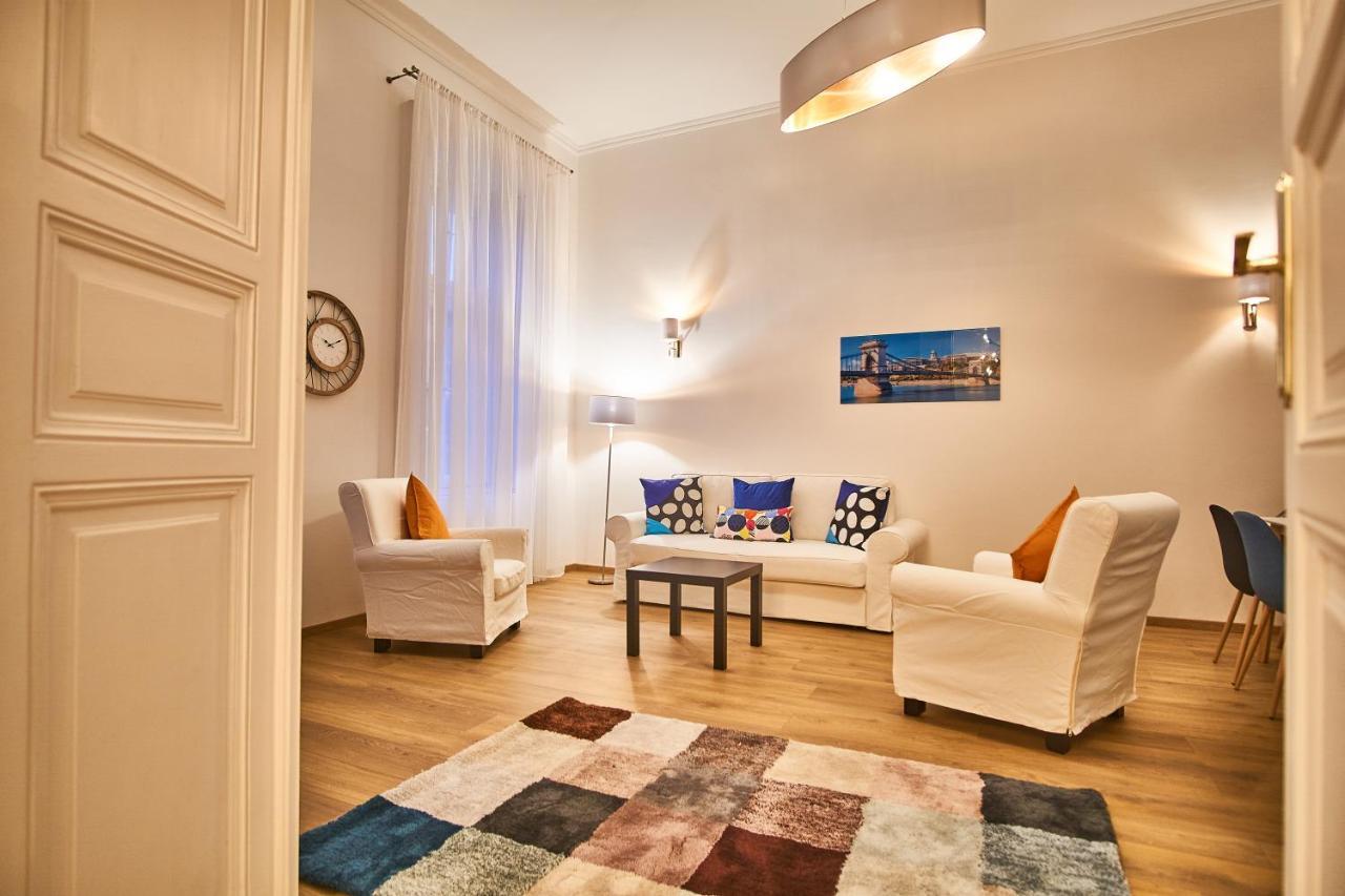 D20 Apartman | Budapest Exteriör bild