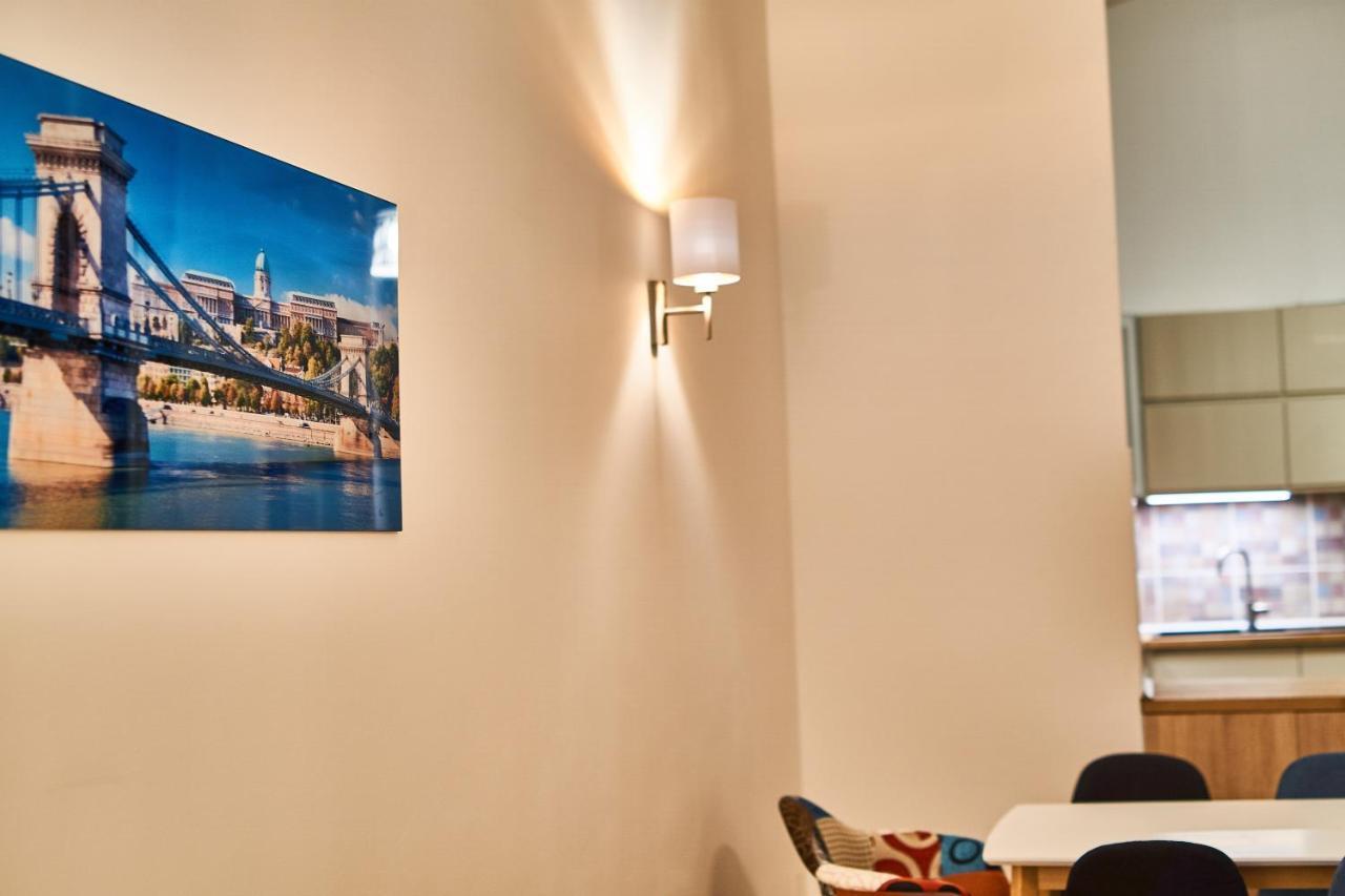 D20 Apartman | Budapest Exteriör bild